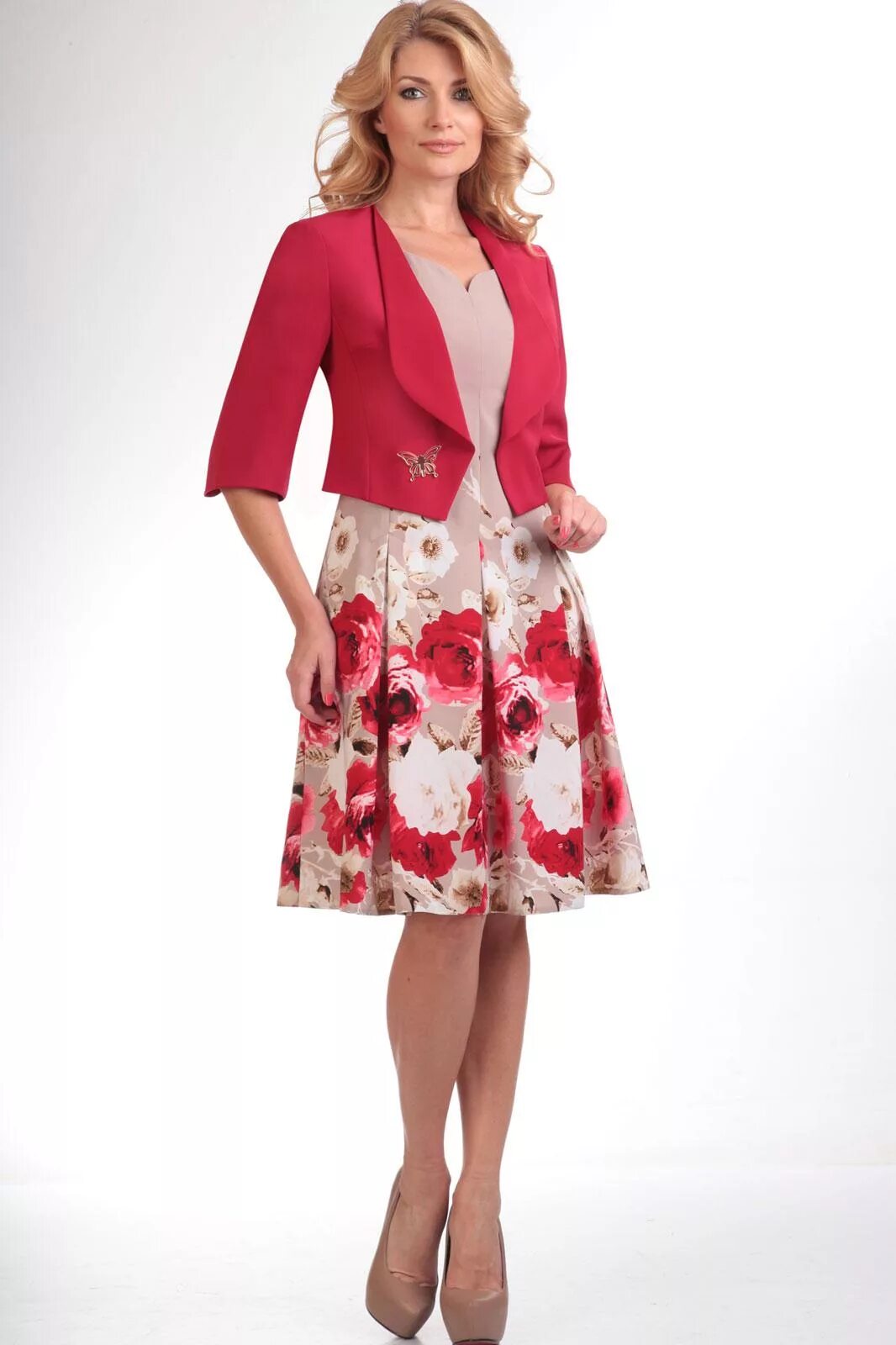 Белорусский трикотаж aira style. Монро 24 белорусская одежда. Монро24 магазин белорусской одежды. Монро одежда из белоруссии. Платье yulita модель монро.