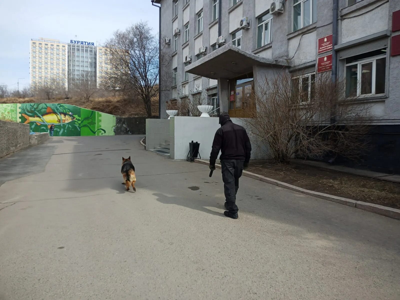 Экстренные улан удэ. В Улан Удэ заминировали школы. Заминировали здание и взорвали. Город. Жить в городе.