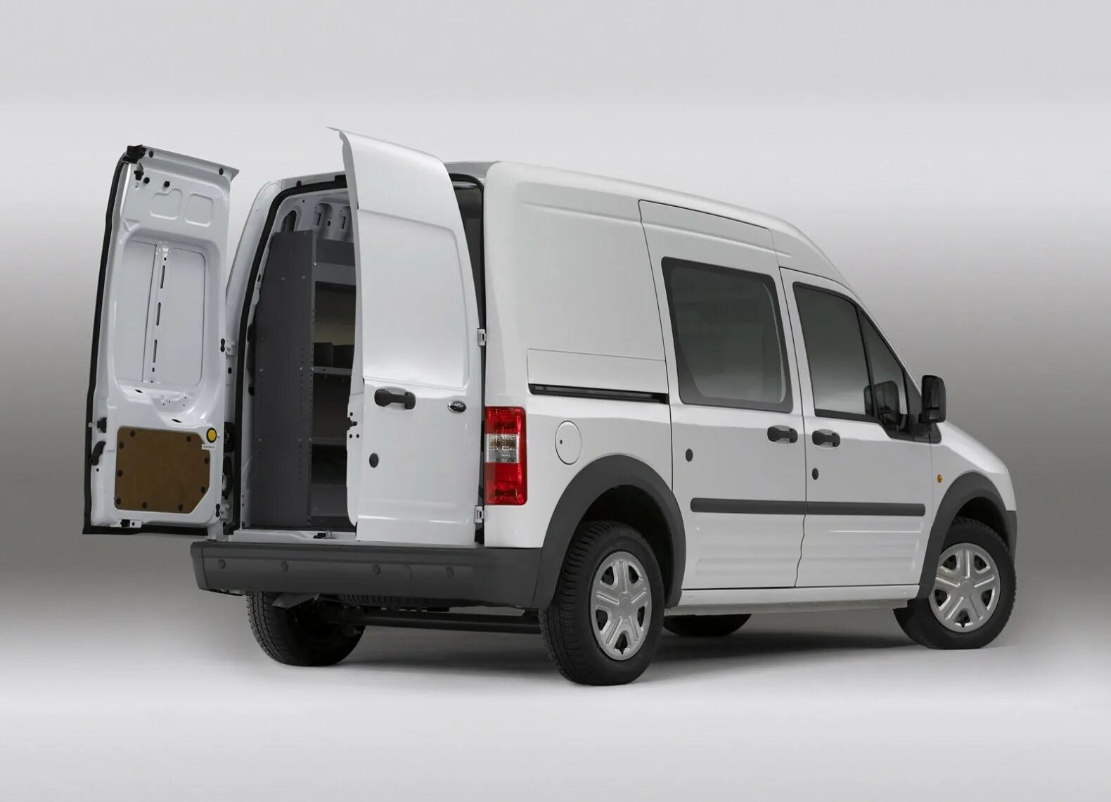 Рейлинги на форд транзит коннект. Форд транзит легковой. Ford transit connect 2006. Форд транзит коннект фургон. Ford transit 2021 фургон.