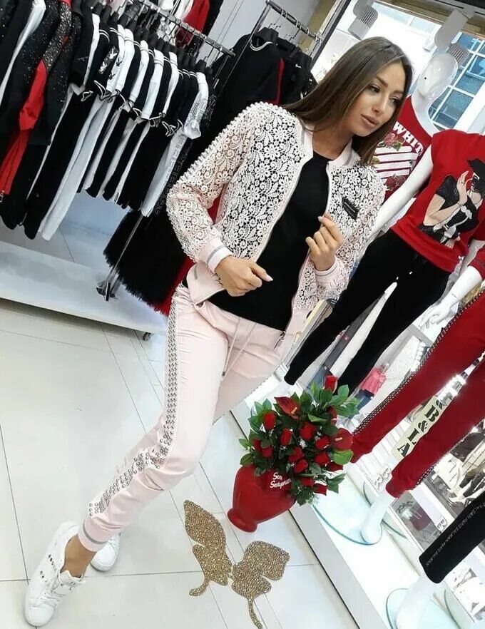 Спортивный костюм женский модный. Модные спортивные костюмы. Костюм тройка турция женский. Костюм женский тройка. Спортивный костюм тройка женский.