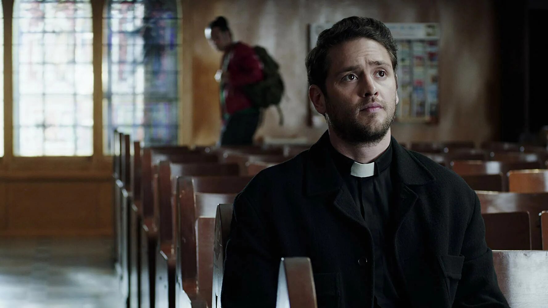 Шесть демонов эмили роуз фильм 2005. Про священника и девушку. Эндрю скотт священник флибэг. Про священника и девушку. Эндрю скотт дрянь сериал.