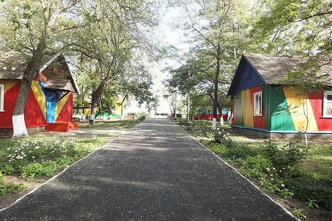 Дол золотая коса таганрог. Лагерь золотая коса. Дол золотая коса азовское море. Лагерь золотая коса 2023. Лагерь золотая коса.