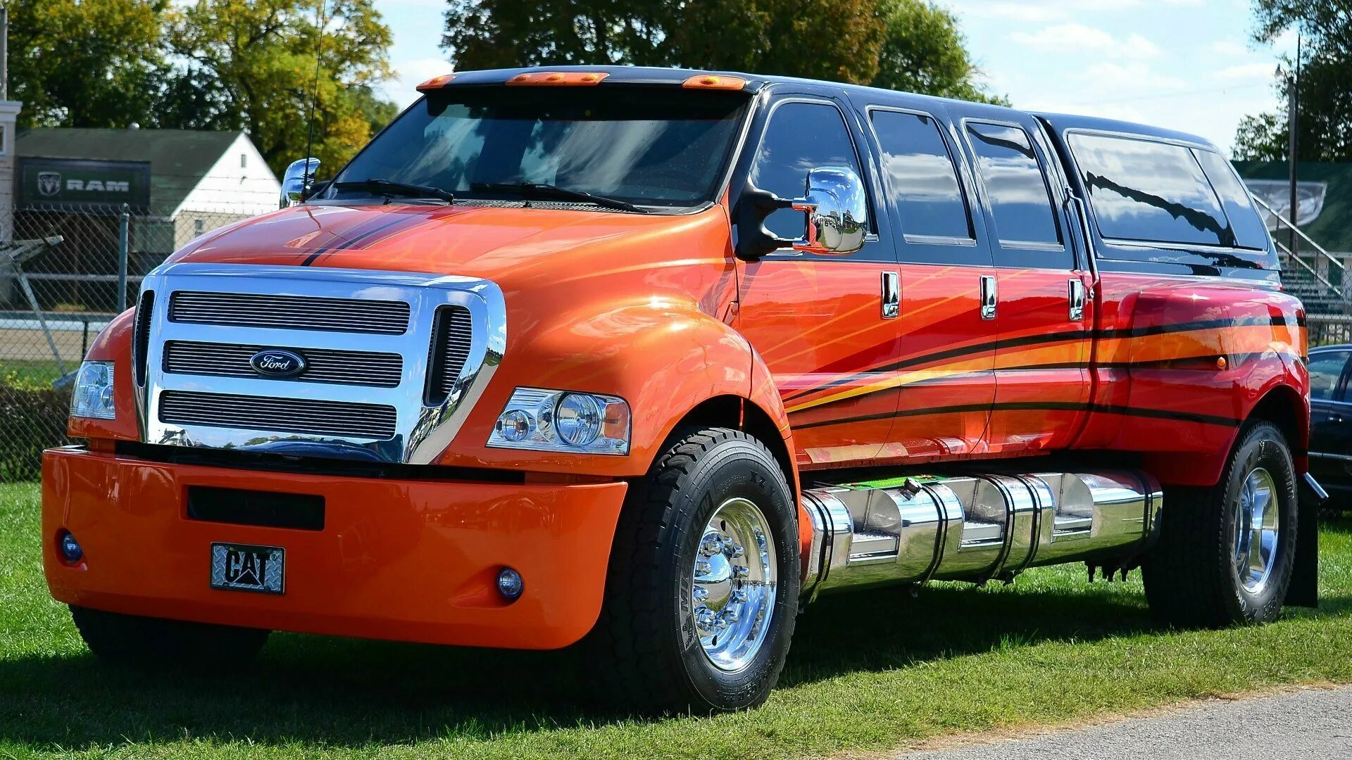 Форд ф 650. Форд ф 450. Форд Экскурсион f 650. Ford f650 красный. A very big car