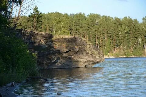 Впадает в ильмень сканворд