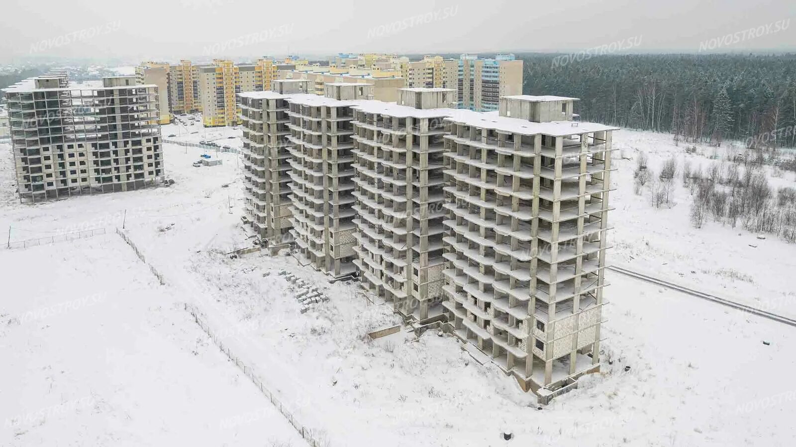 ЖК "Высокие Жаворонки" в Одинцовском р-не. Цены на квартиры от 4,7 млн рублей.