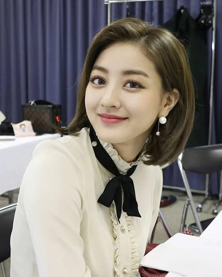 Джихё twice. Джихе из twice. Чжихё twice. Пак чжихё twice. Пак чжихё twice.