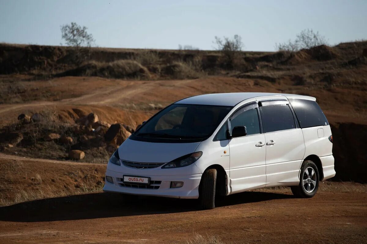 Тойота эстима 2000г. Toyota estima ii 2005. Toyota estima 2000 года. Покажи тойота эстима. Минивэн тойота эстима 2006.