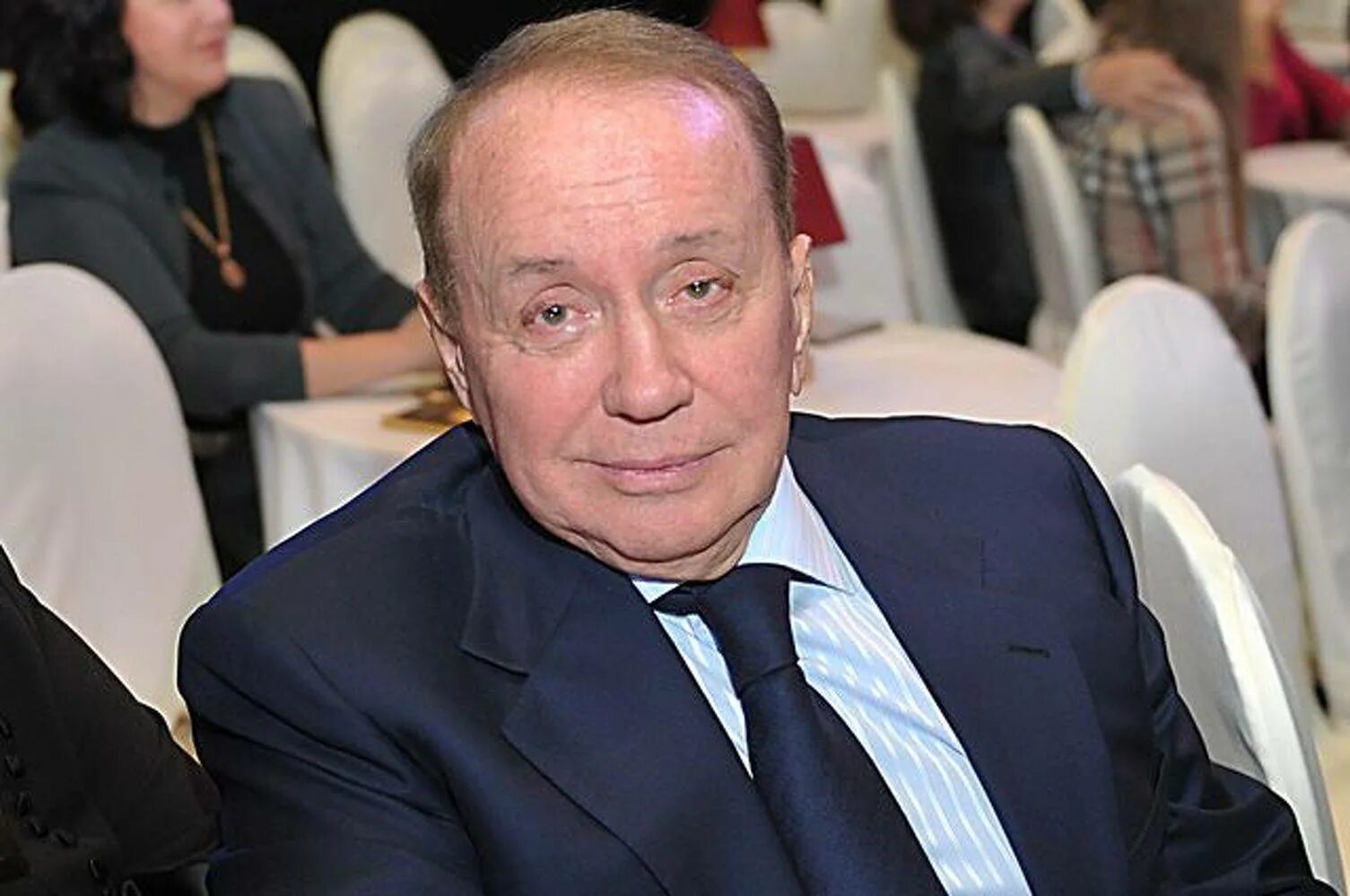 Масляков младший болезнь. Александр масляков. александр васильев масляков. александр масляков квн. александр масляков фото.