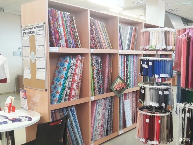 большой магазин тканей. д ковальчук 260 новосибирск. магазин ткани радуга в нальчике. галерея модные ткани, новосибирск. магазин склад ткани.
