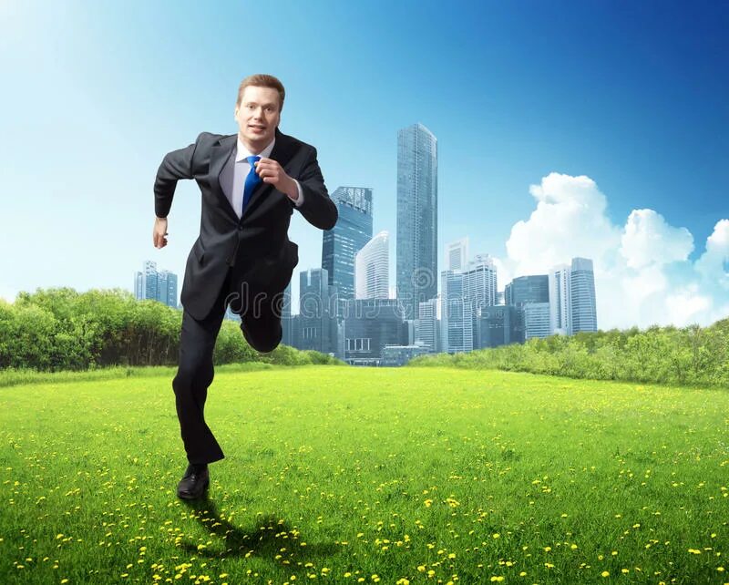 Бизнесмен бежит. Hurry up man. Бегающий бизнесмен. Люди в винных магазинах. Сбежавший бизнесмен.