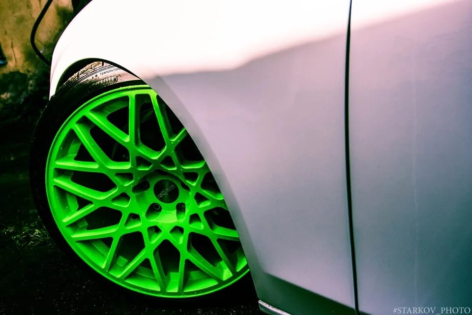 Зеленые диски фото Are wheels: найдено 90 изображений