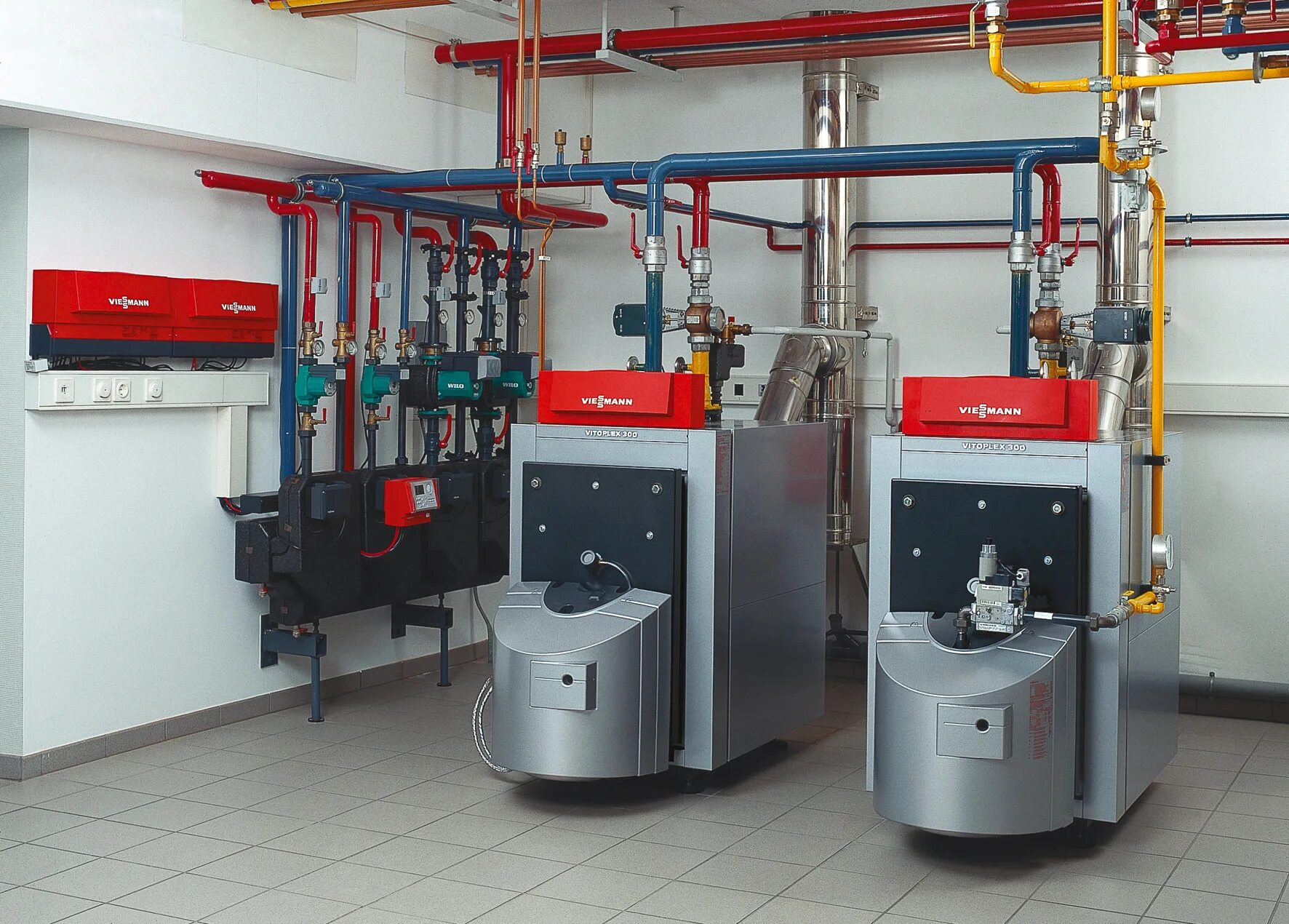 Фирма установке котлов. Котельная в частном доме. Фирма установке котлов. Фирма установке котлов. Установка котла стоимость работ.