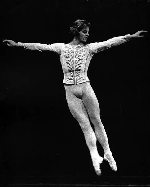 Миша барышников. Барышников ориентация. Барышников ориентация. Барышников ориентация. Михаил барышников танцор.