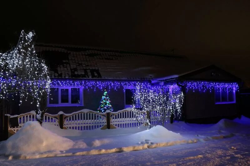 новогоднее оформление дербент. новогодний конкурс на лучшее оформление зданий. лучшее новогоднее оформление предприятия. украшение улицы к новому году. новогоднее украшение фасада.