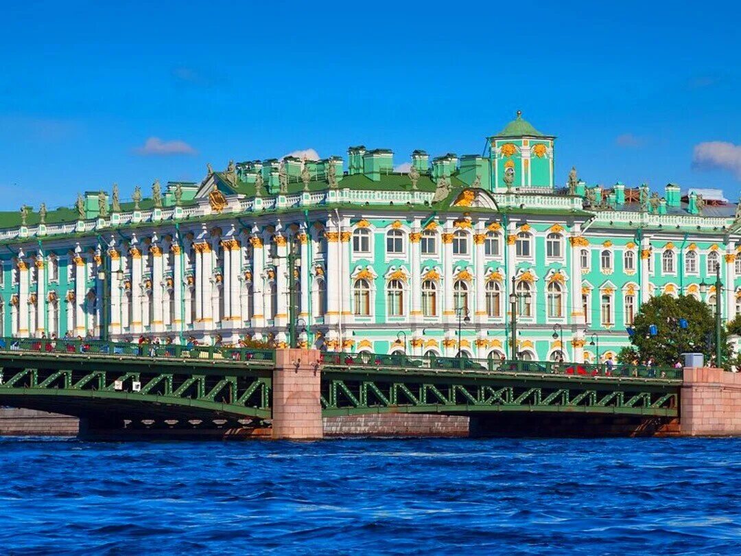 Сколько зимних дворцов в петербурге. Дворцовый мост и эрмитаж. зимний дворец вид с невы. эрмитаж с невы. дворцовый мост и зимний дворец.