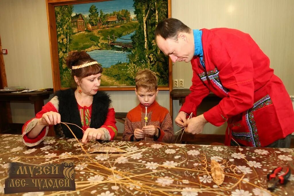 Праздник в городе. Zамания, балашиха. Куда можно сходить с ребенком в костроме. Кострома центр праздник. Playlab кострома рио.
