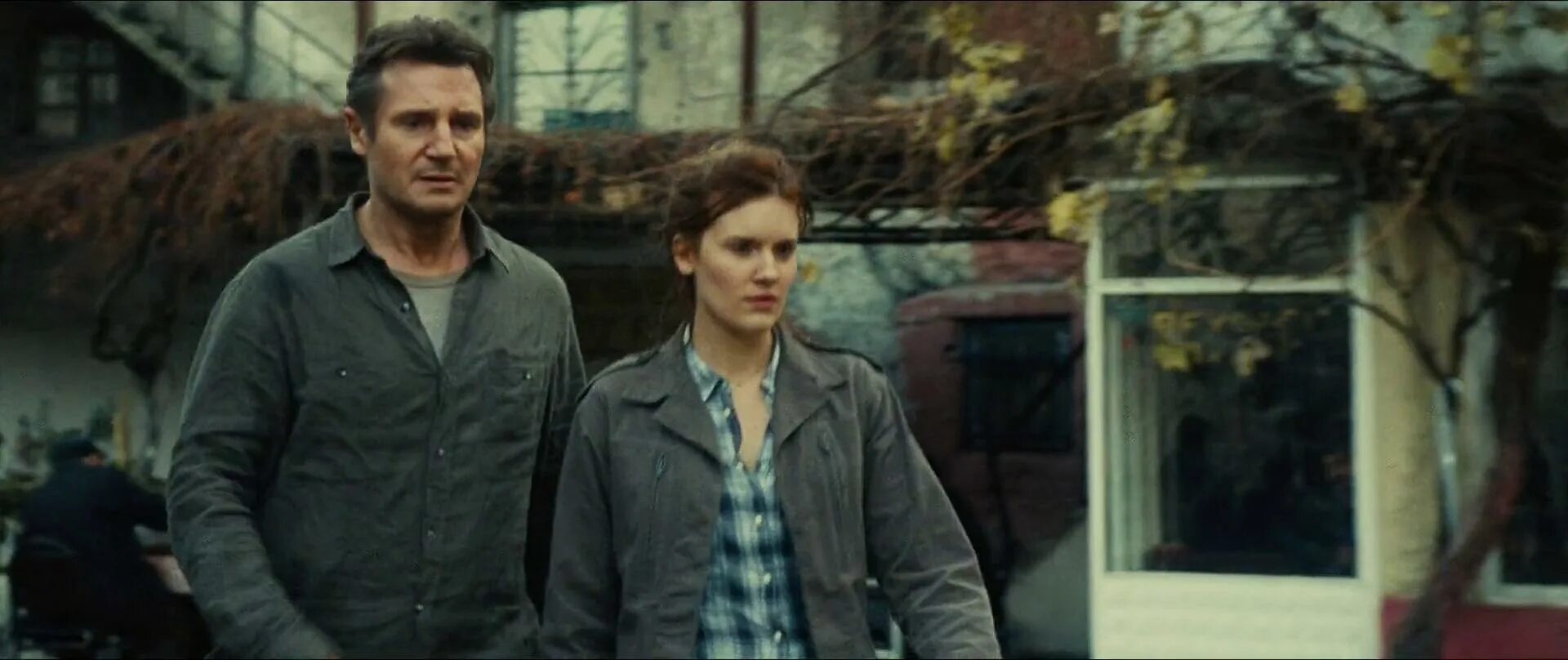 Заложница 2 - taken 2 (2012). Лиам нисон заложница 1. Заложница 2 (2012) лиам нисон. Раде шербеджия заложница 2. Лиам нисон заложница.