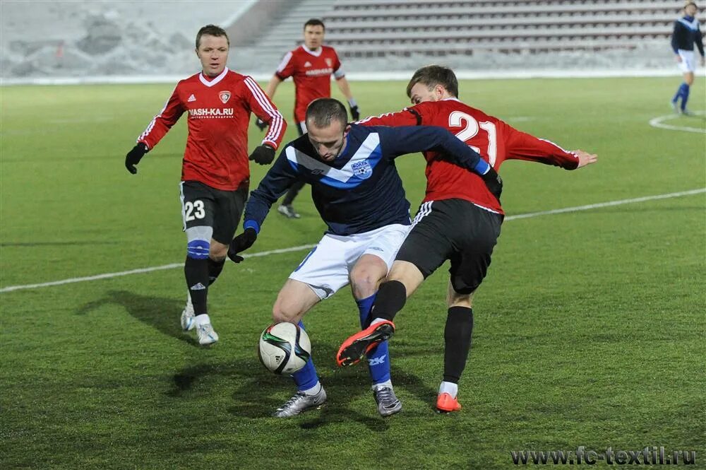 текстильщик иваново футбол. текстильщик иваново футбол. текстильщик иваново футбол. текстильщик (футбольный клуб, иваново). фк текстильщик иваново флаг.