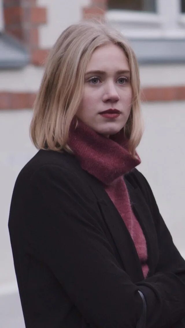 История нуры. Нура из skam. Скам 2023 нура. Скам норвегия нура стиль. История нуры.