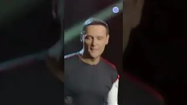 Шатунов что ты лето обещало. Шатунов что ты лето обещало. Лето обещало нам любовь шатунов. Юра шатунов что ж ты лето. Шатунов чтож ты лето минус.