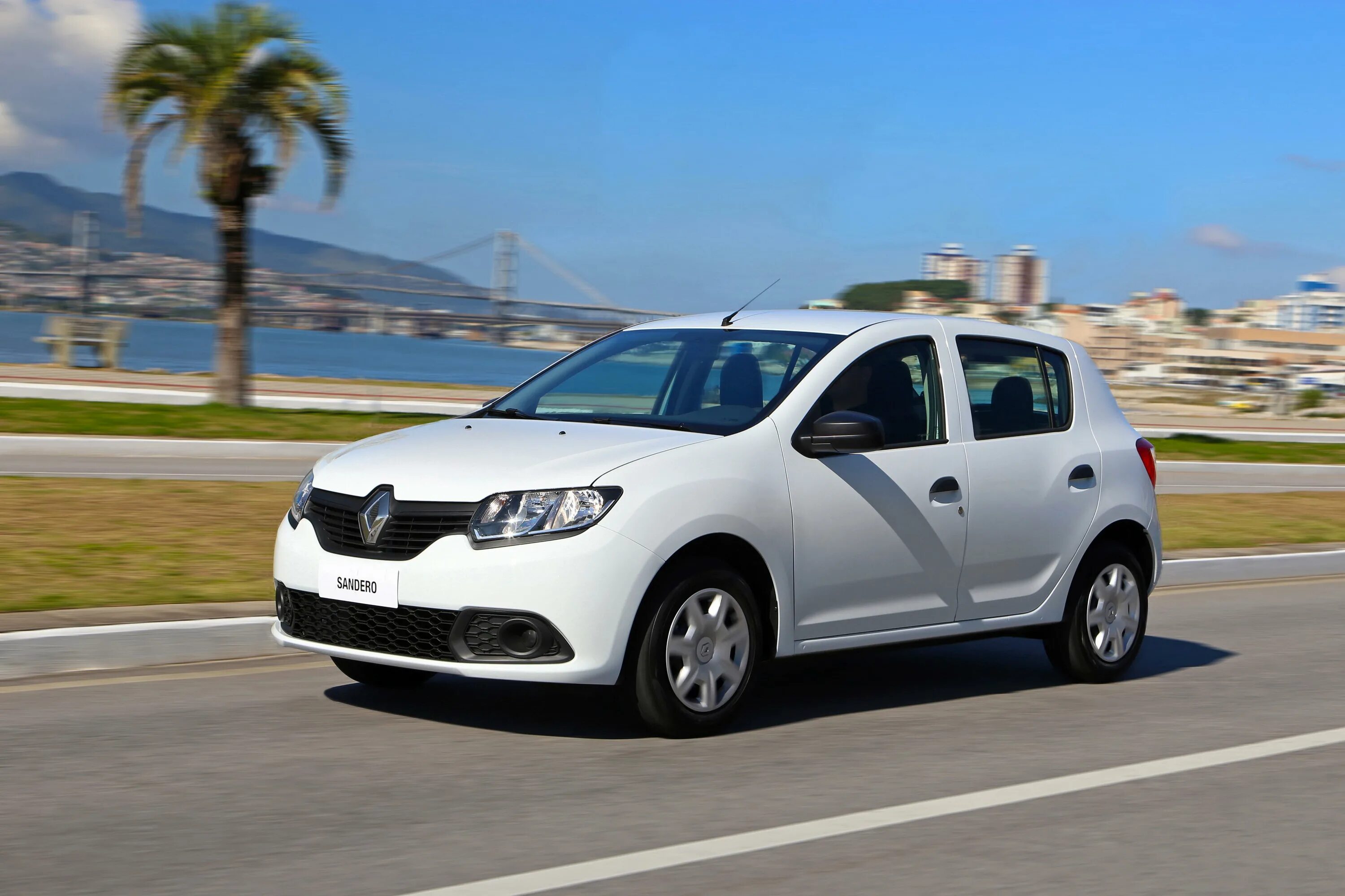 Renault Sandero 2. Renault Sandero 1. Рено Логан Сандеро 2. Рено Ренаулт Сандеро.