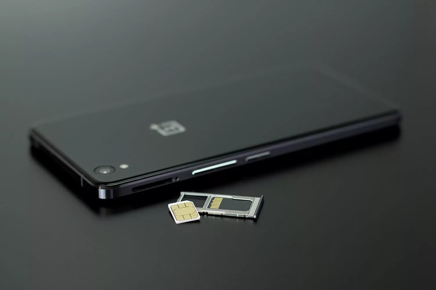 Смартфон с поддержкой e sim. Смартфоны с esim. oneplus 9 слот. слоты на смартфоне. смартфон с е сим.