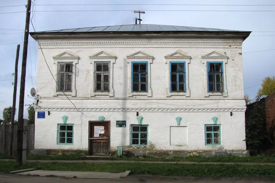 Авито недвижимость чердынь. Чердынь усадьба купца зырянова. дом купца чердынь. чердынь дома. дом в чердыни мамина сибиряка.