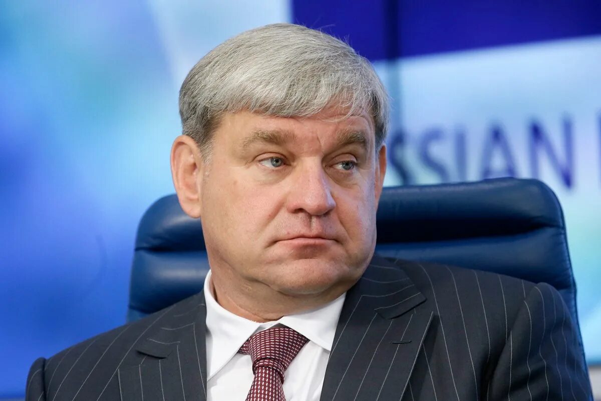 Чем занимается бывший глава. Чем занимается бывший глава