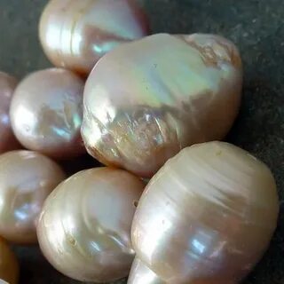 Pearl mineral