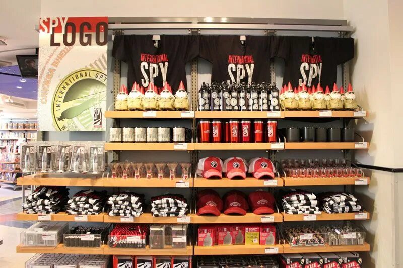 Мерч музеев. Мерч музея. museum gift shop. museum merch corner. merch museum note.
