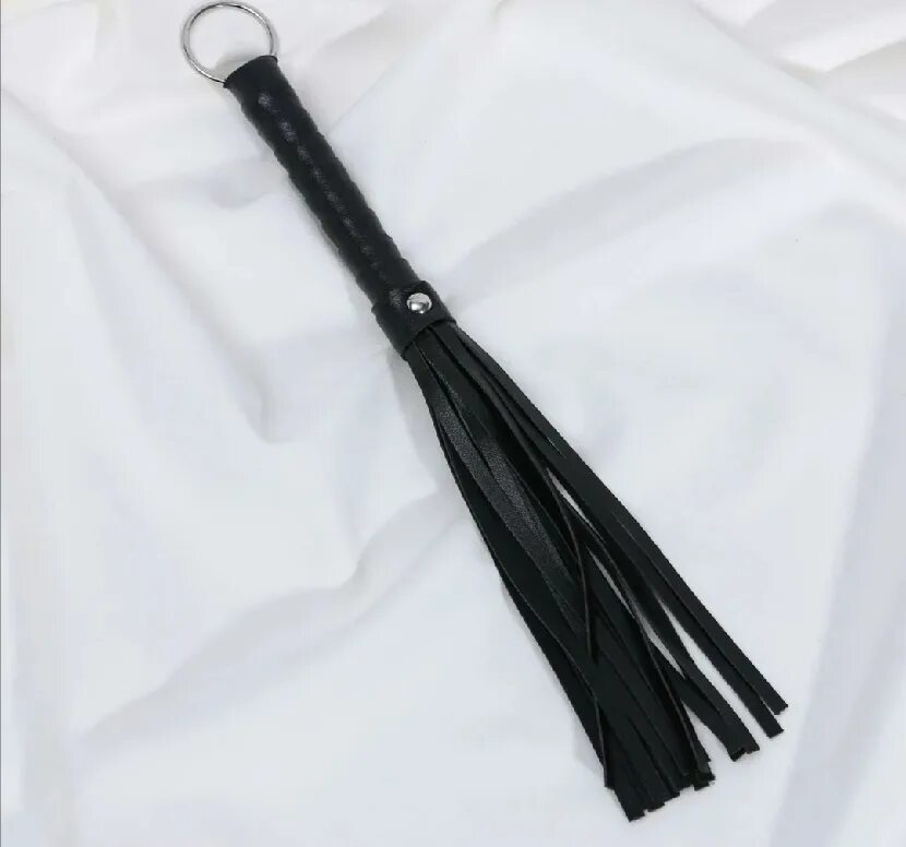 Кожаный хлыст. Плеть кожаная. Флоггер грин. 4021-17) black/purple. Плетка кожаная для ролевых.