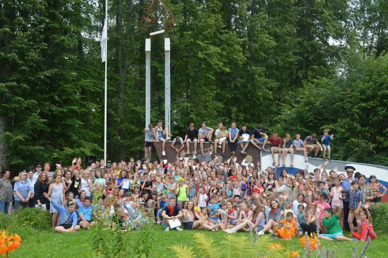 Алые паруса ивановская область. Лагерь Алые паруса Ивановская. Лагерь Алые паруса Ивановская область Родниковский район. Алые паруса лагерь Ивановская область. Доц Алые паруса Ивановская область.