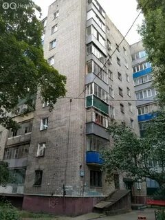 Космонавтов 49