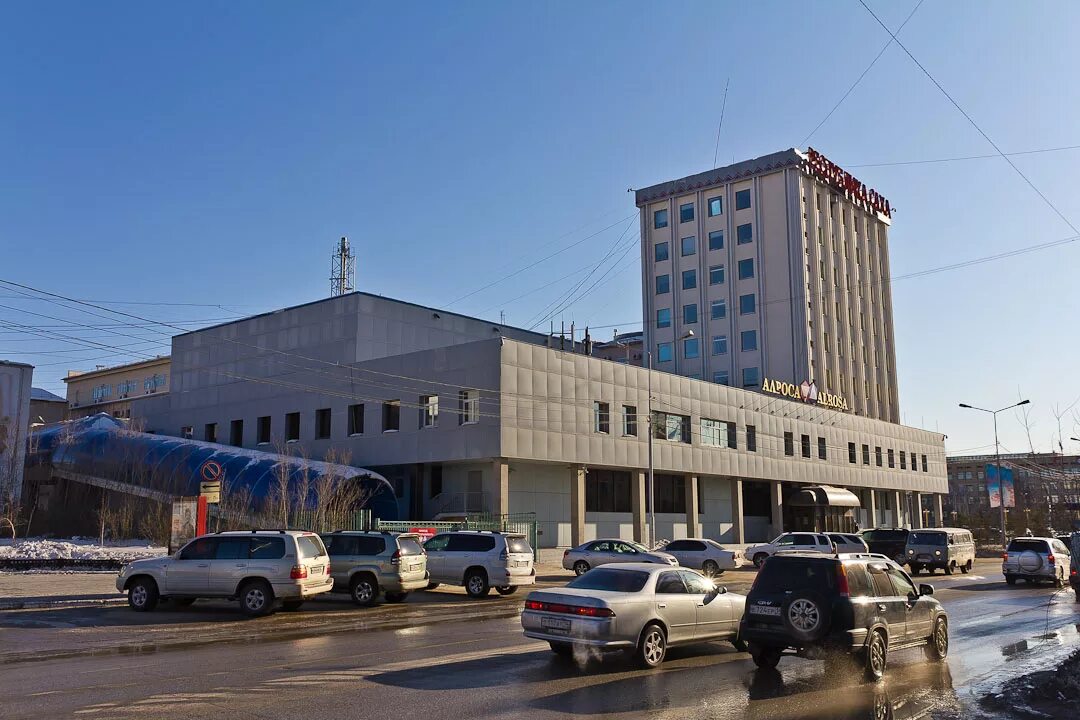 Центр якутска. Якутск центр. lx центр якутск. фото здания общественный центр якутск. якутская -58°.