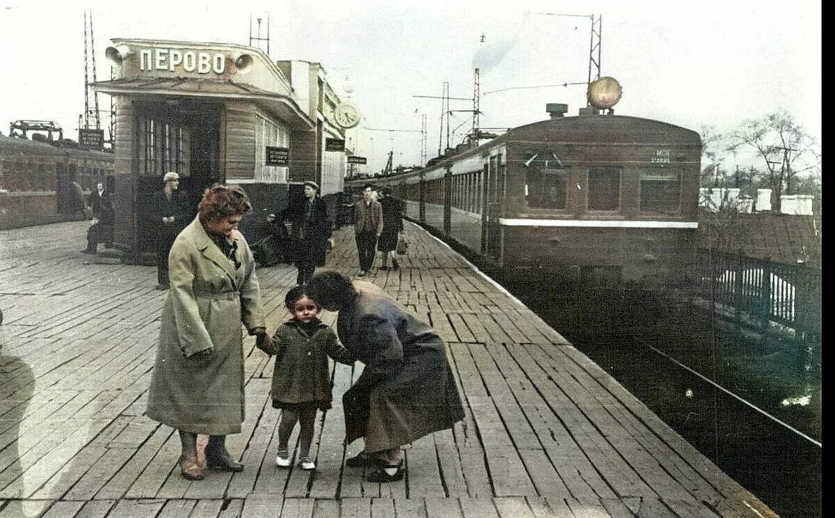 Электричка воронок загорянский