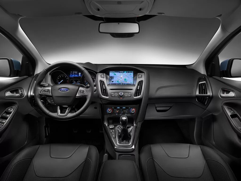 Опции фото. Ford Focus 3 салон. Ford Focus 3 седан салон. Форд фокус 2014 седан салон. Ford Focus 3 Рестайлинг седан салон.