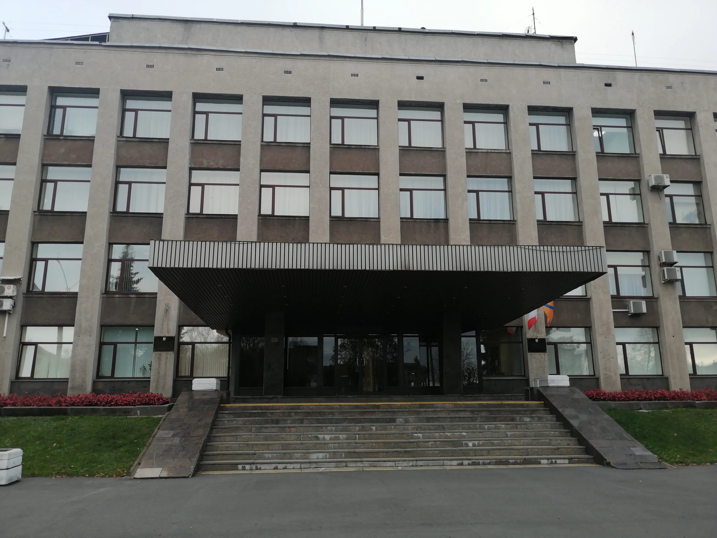 Городской сайт череповец. Городская Дума Череповец. Мэрия Череповца. Городская администрация г Череповец. Администрация города Череповца.