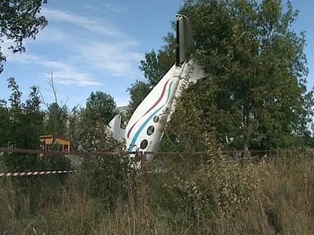 Самолет упавший на детский сад в 1972. Катастрофа АН-24 В Светлогорске. АН 24 Светлогорск. Авиакатастрофа в Светлогорске в 1972. АН 24 детский сад.