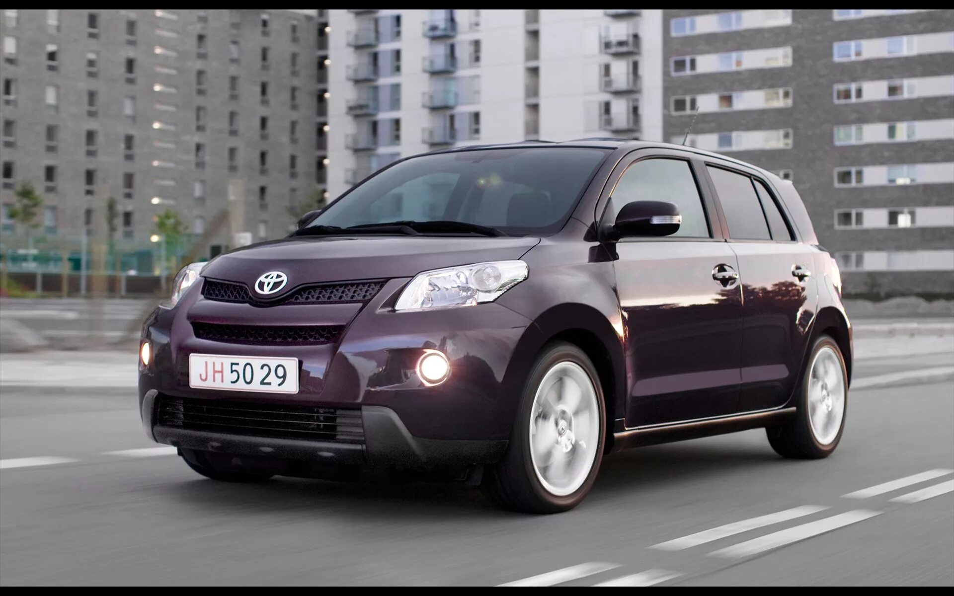 Высокие иномарки. Toyota Urban Cruiser 2009. Toyota Urban Cruiser 2008. Toyota Urban Cruiser 2010. Toyota Urban Cruiser 2017.