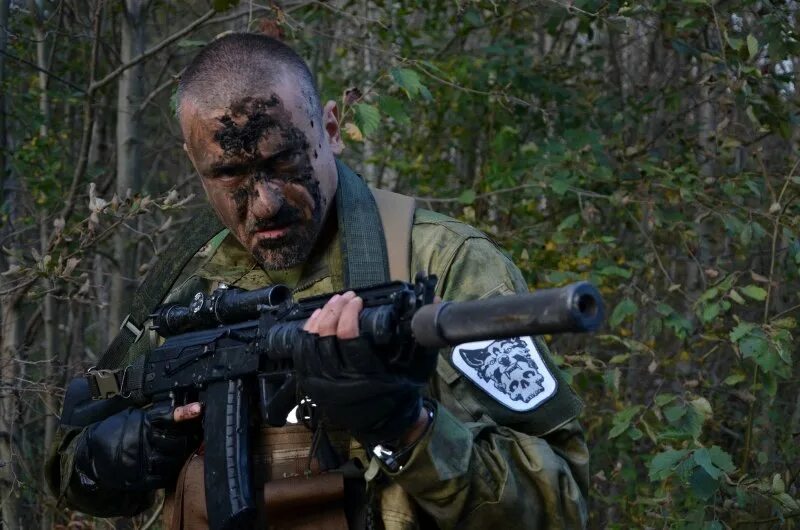 Русский боевик 2016 новинки. Rus kinosu professional. Криминальный боевик мстители. След пираньи 2014. Черный след боевик 2017.