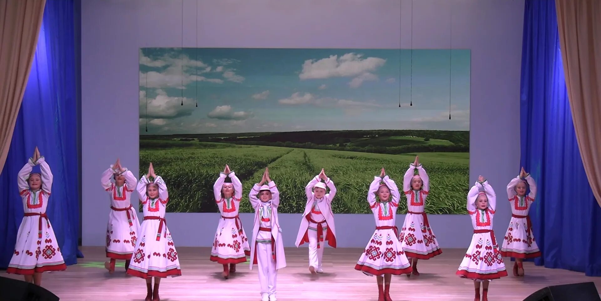 Дши корсаков. Школа искусств корсаков. Дши г корсаков город сердца моего. Школа искусств корсаков концерт. Школа 2 корсаков сахалинская область.