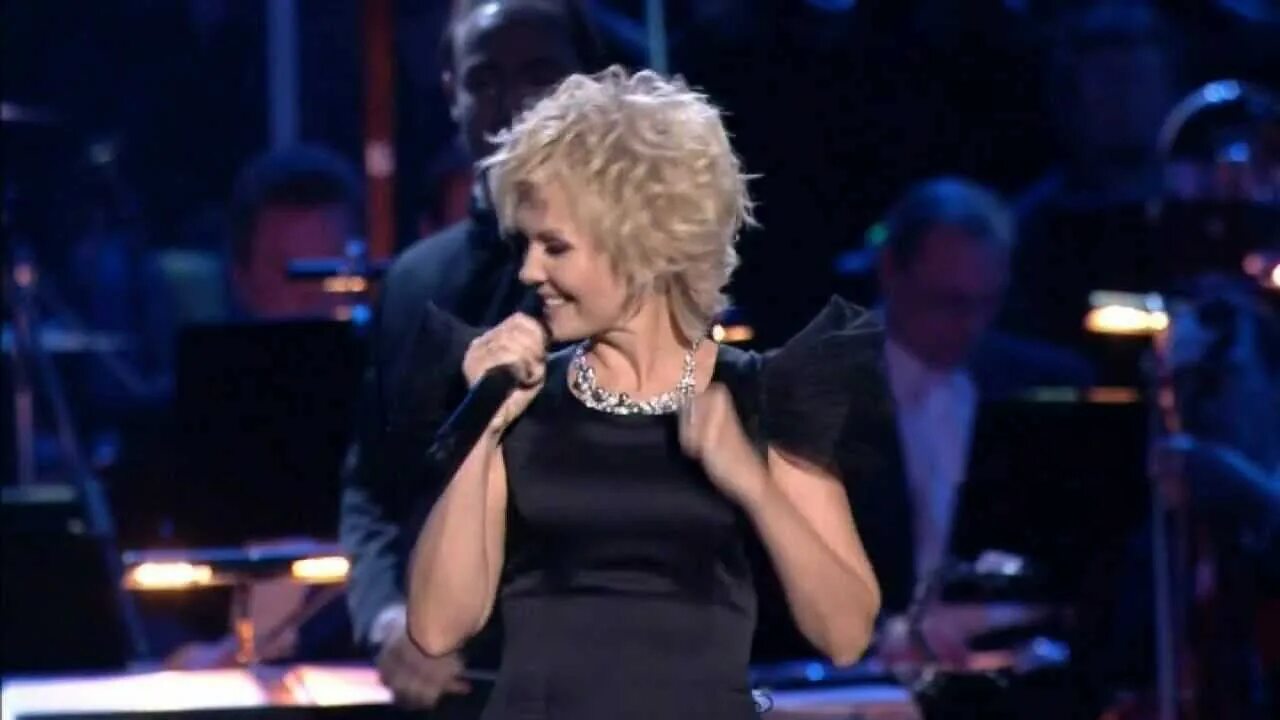 Валерия юбилейный концерт. Романс валерии слушать. Валерия нищая. Валерия герелло. Валерия юбилейный концерт.