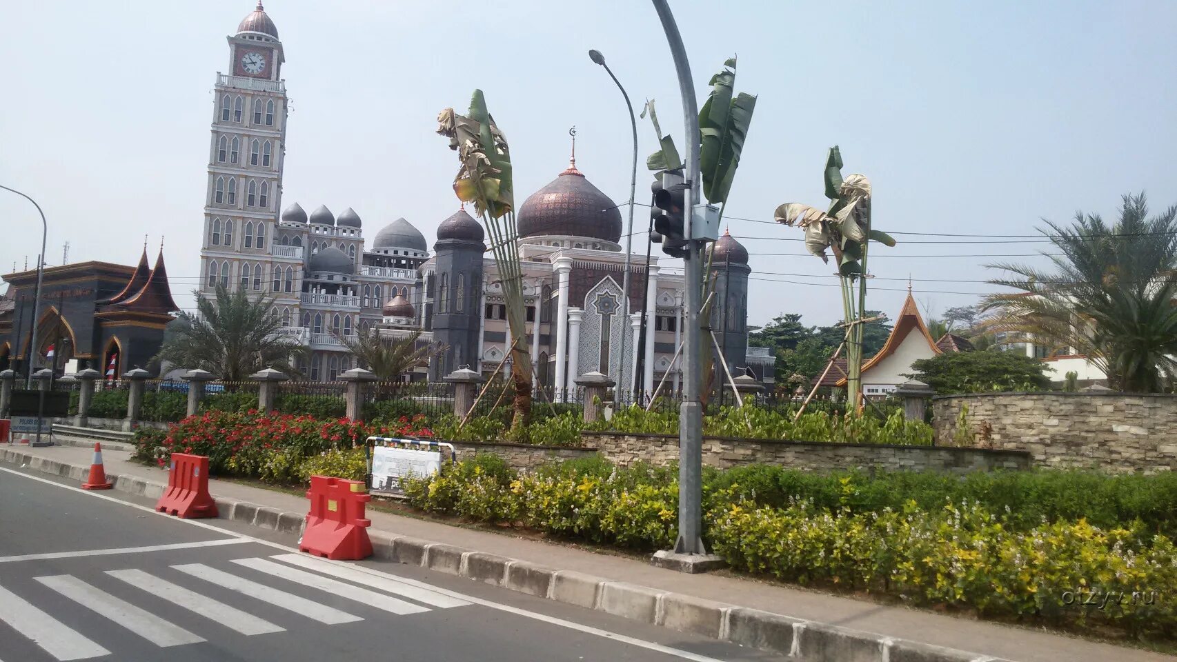 Богор индонезия. Богор индонезия. Индонезия богор ява. Bogor индонезия. Богор индонезия.