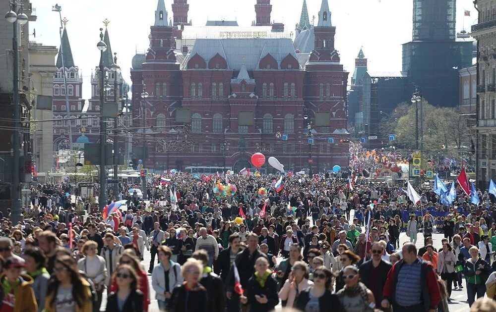 Население москвы выросло. Жители Москвы. Москва люди. Население Москвы. Москва много людей.