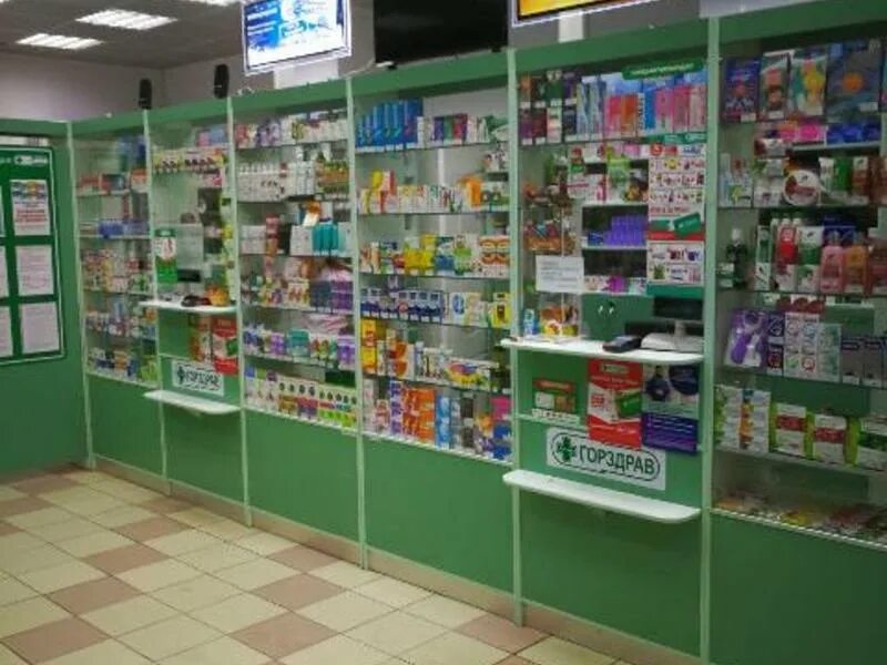внутренние помещения аптеки. ремонт в аптеке. аренда помещения под аптеку. витрина для ветеринарной аптеки. сдается в аренду помещение под аптеку.