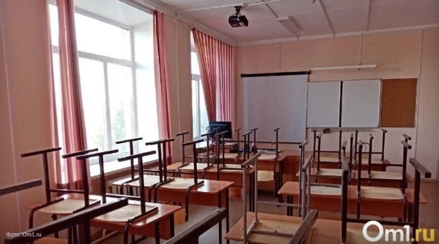Какие школы закрыли на карантин ижевск. Закрытие школ на карантин. карантин в школе фото. школа закрыта на карантин. школу закрыли на карантин.