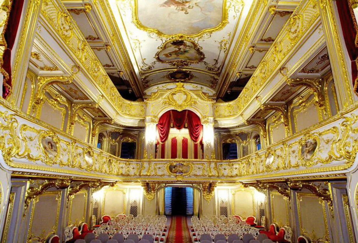 Юсуповский дворец в санкт-петербурге. Театр юсуповского дворца санкт-петербург. Юсуповский дворец в санкт петербурге театр. Юсуповский дворец театр. Юсуповский дворец на мойке в санкт-петербурге.