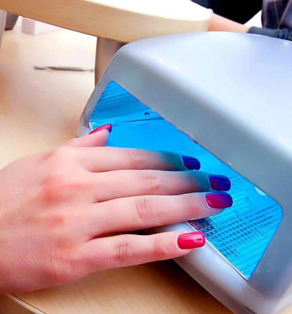 Лампа для ногтей uv lamp professional nail dryer. Uv+led nail lamp 16w. Рука в лампе для маникюра. Рука в лампе для маникюра. Лампа лед рунейл 48 вт.