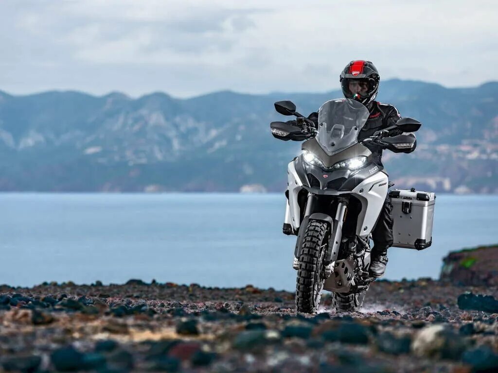 Ducati multistrada 1200. Эндуро 1200. Мотоцикл дукати мультистрада. Ducati турэндуро. Multistrada 1200 enduro.