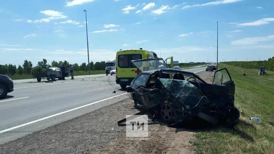 Татарстан сколько погибло. ДТП В Татарстане за последние сутки 2021 на трассе. ДТП на Альметьевской трассе.